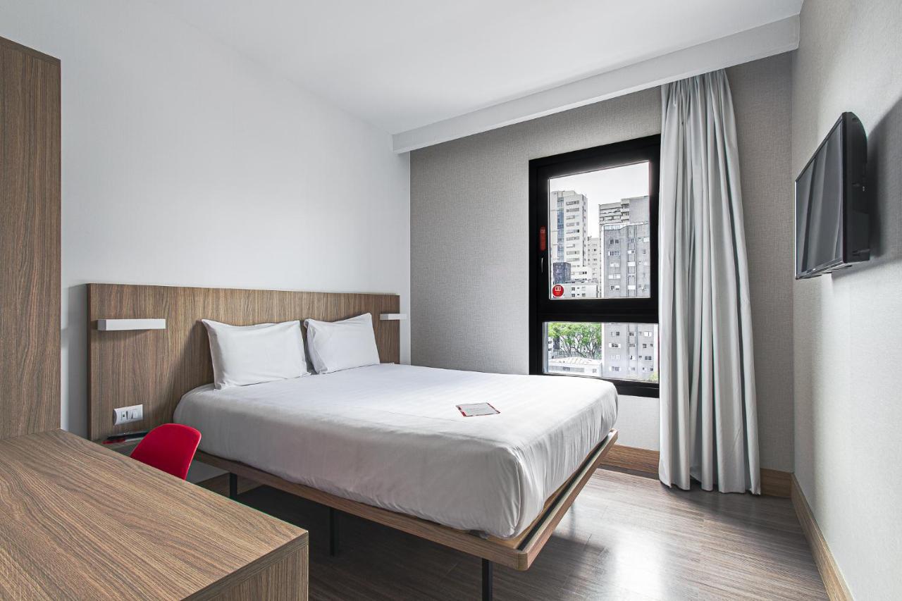 Hotel Moov Curitiba Eksteriør billede