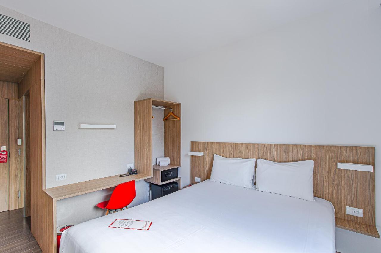 Hotel Moov Curitiba Eksteriør billede