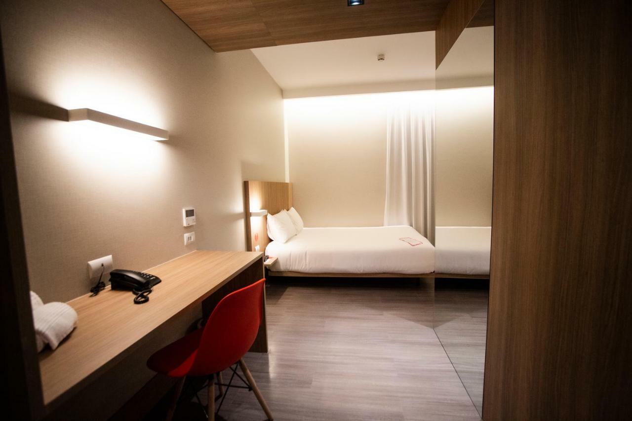 Hotel Moov Curitiba Eksteriør billede